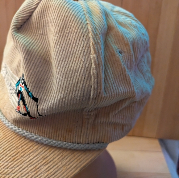 Vintage Skiing Corduroy Cap Pre-owned A Few Stains - Picture 5 of 9
